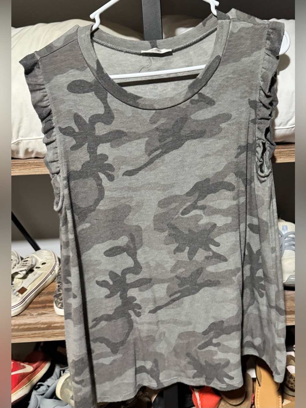 JODIFL Gray Camouflage Ruffle Sleeve Tank Top